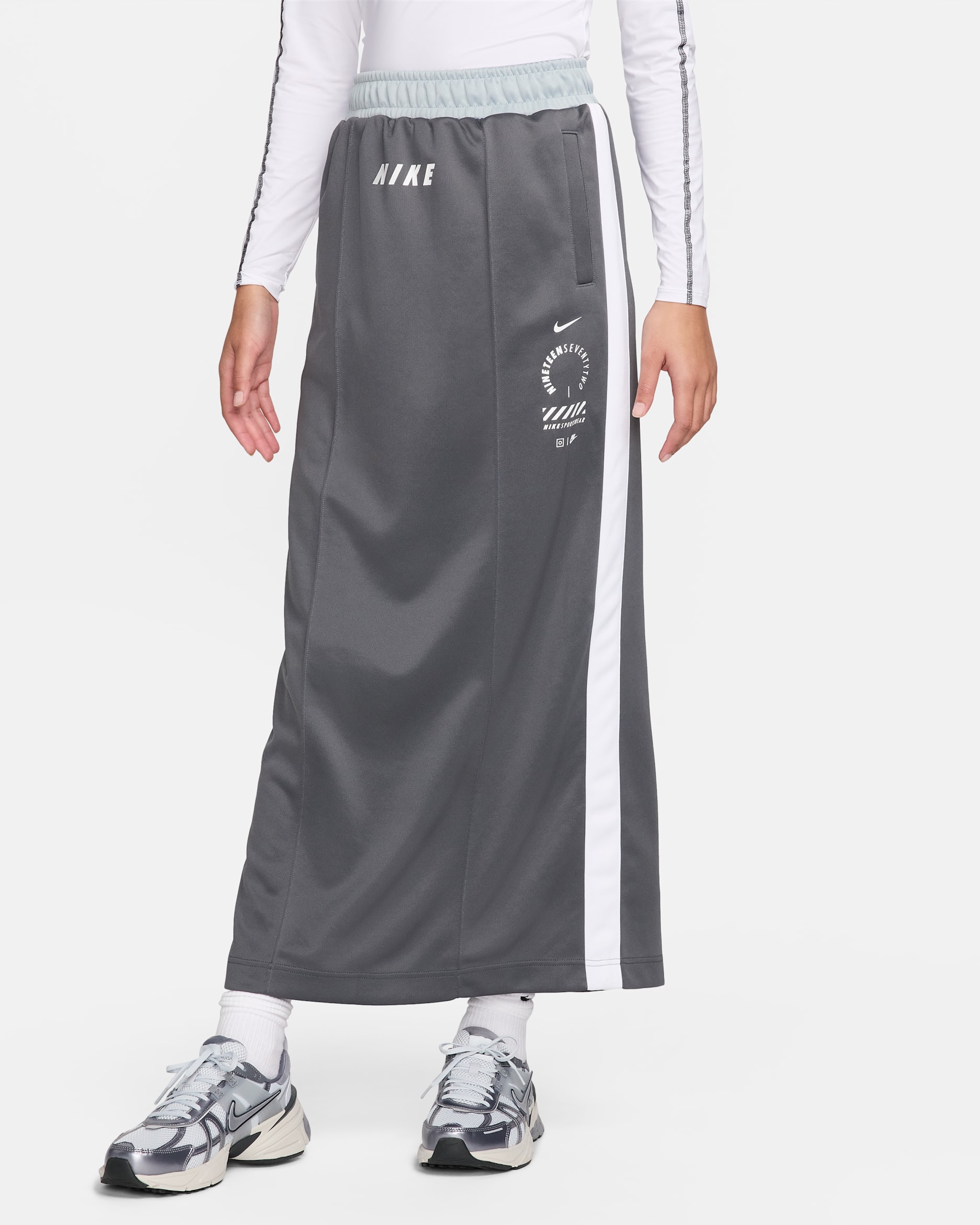 NIKE公式】ナイキ スポーツウェア ウィメンズスカート